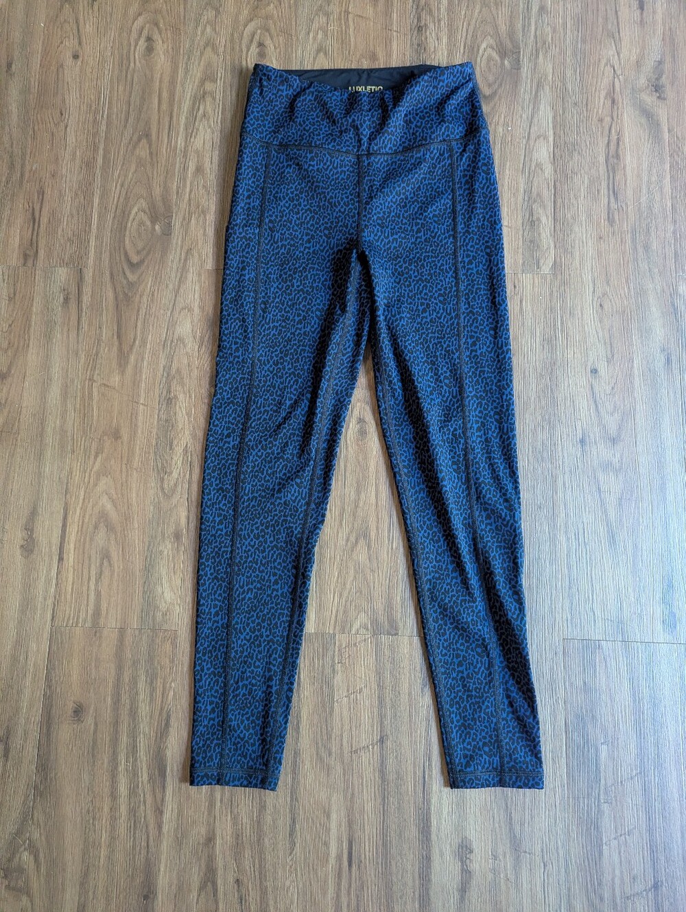 Lilly Pulitzer Luxletic Navy and Black Leopard Print Leggings Sz S
